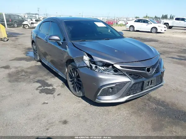 4T1K61AK3MU611700 2021 TOYOTA CAMRY - Image 1