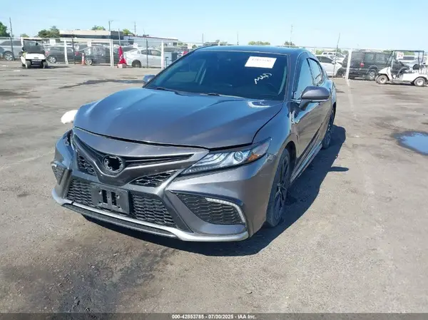 4T1K61AK3MU611700 2021 TOYOTA CAMRY - Image 2