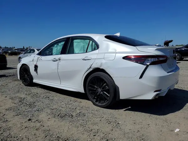 4T1K61AK3MU615522 2021 TOYOTA CAMRY - Image 2