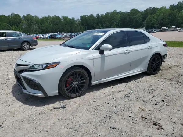 4T1K61AK3NU017190 2022 TOYOTA CAMRY - Image 1
