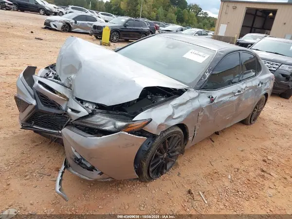 4T1K61AK3NU023698 2022 TOYOTA CAMRY - Image 2