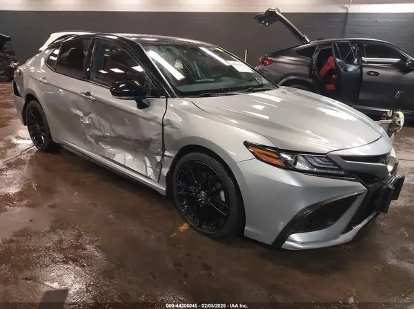 4T1K61AK3NU031350 2022 TOYOTA CAMRY - Image 1