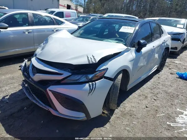 4T1K61AK3NU067829 2022 TOYOTA CAMRY - Image 2