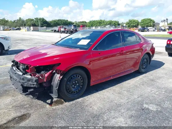 4T1K61AK3NU074778 2022 TOYOTA CAMRY - Image 2