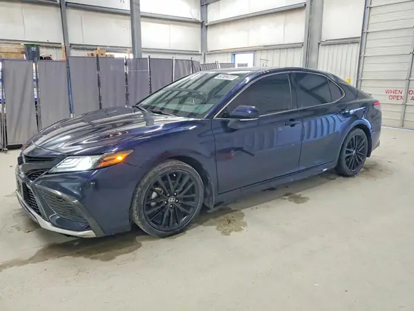 4T1K61AK3NU618275 2022 TOYOTA CAMRY - Image 1