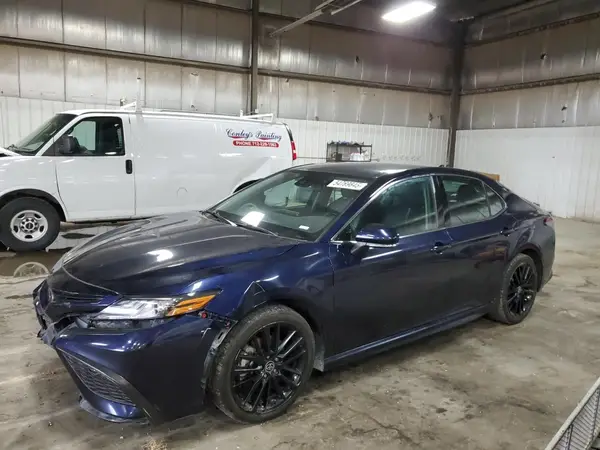 4T1K61AK3NU704492 2022 TOYOTA CAMRY - Image 1