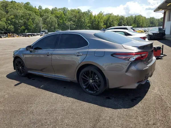 4T1K61AK3NU718733 2022 TOYOTA CAMRY - Image 2