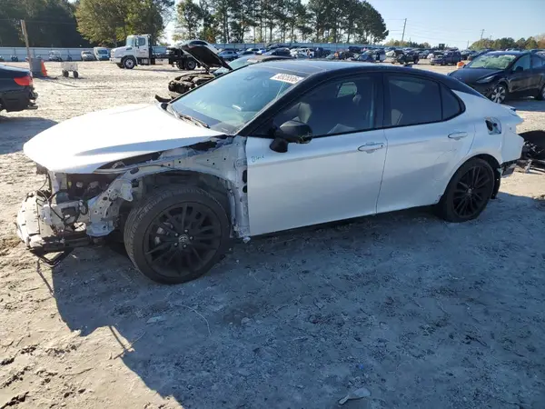 4T1K61AK3RU200210 2024 TOYOTA CAMRY - Image 1
