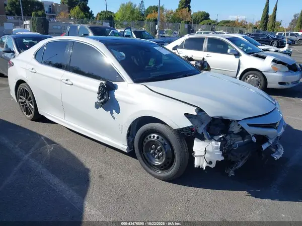 4T1K61AK3RU212549 2024 TOYOTA CAMRY - Image 1