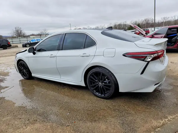 4T1K61AK3RU214740 2024 TOYOTA CAMRY - Image 2