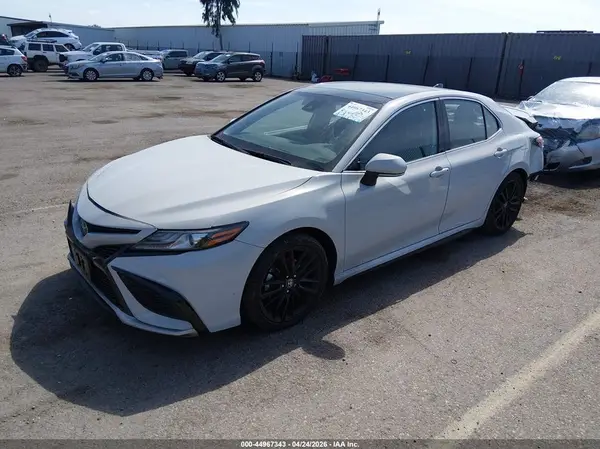 4T1K61AK3RU240318 2024 TOYOTA CAMRY - Image 2