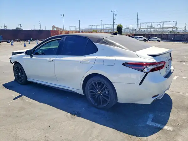 4T1K61AK3RU265574 2024 TOYOTA CAMRY - Image 2