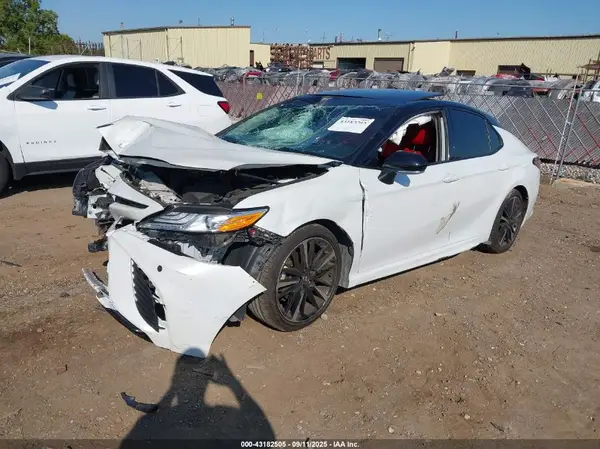 4T1K61AK4LU301263 2020 TOYOTA CAMRY - Image 2