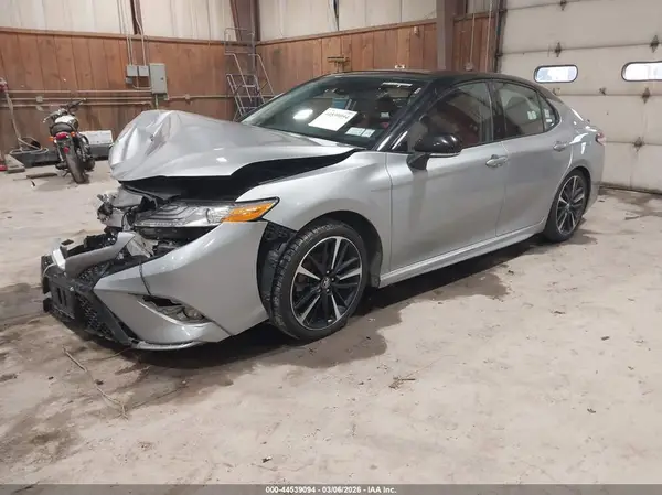 4T1K61AK4LU303384 2020 TOYOTA CAMRY - Image 2