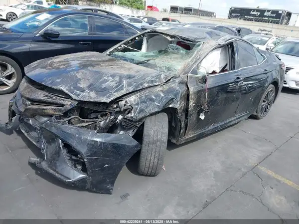4T1K61AK4LU303885 2020 TOYOTA CAMRY - Image 2