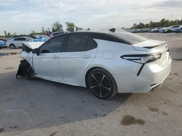 4T1K61AK4LU314935 2020 TOYOTA CAMRY - Image 2