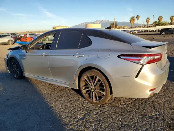 4T1K61AK4LU324560 2020 TOYOTA CAMRY - Image 2