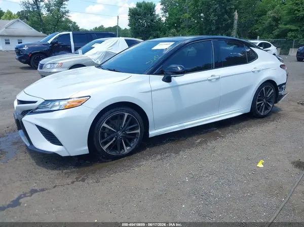4T1K61AK4LU324963 2020 TOYOTA CAMRY - Image 2