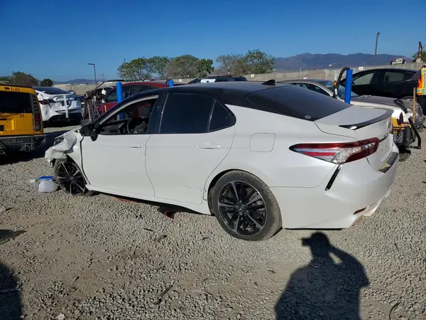 4T1K61AK4LU338734 2020 TOYOTA CAMRY - Image 2