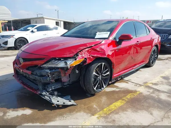 4T1K61AK4LU348633 2020 TOYOTA CAMRY - Image 2