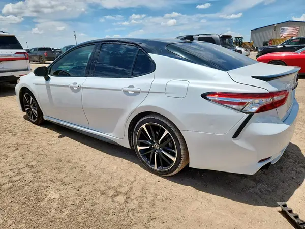 4T1K61AK4LU360801 2020 TOYOTA CAMRY - Image 2
