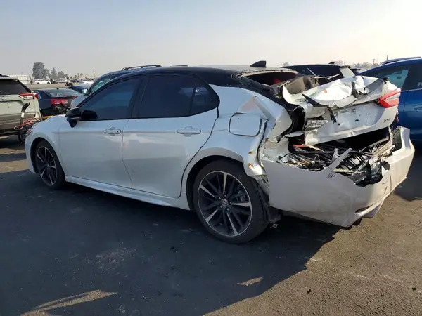 4T1K61AK4LU366825 2020 TOYOTA CAMRY - Image 2