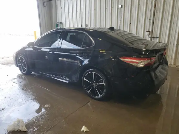 4T1K61AK4LU956135 2020 TOYOTA CAMRY - Image 2