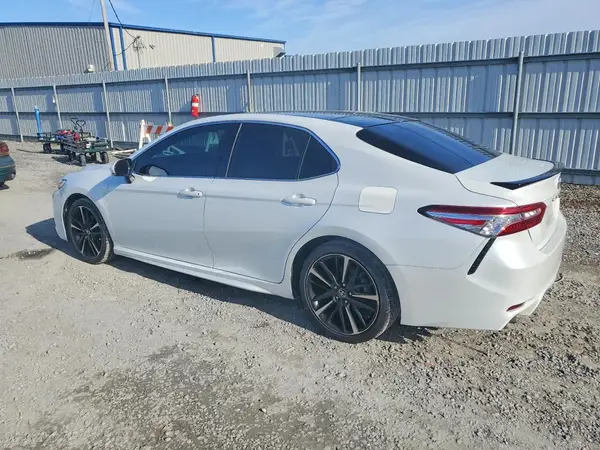 4T1K61AK4LU989152 2020 TOYOTA CAMRY - Image 2