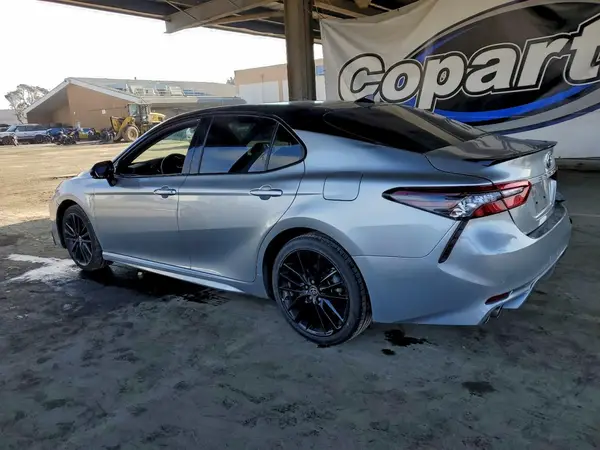 4T1K61AK4MU409030 2021 TOYOTA CAMRY - Image 2