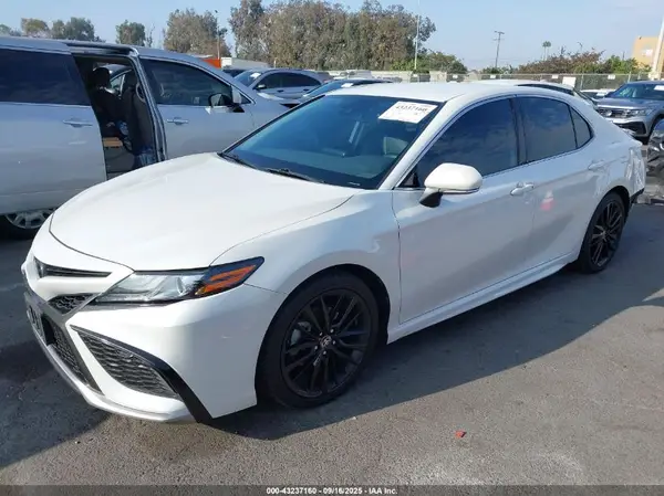 4T1K61AK4MU438222 2021 TOYOTA CAMRY - Image 2