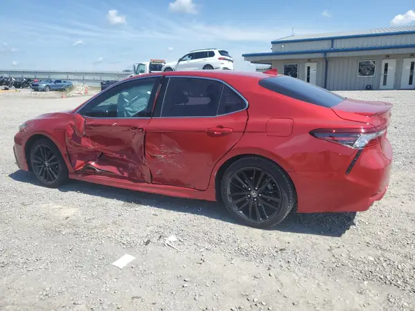 4T1K61AK4MU441685 2021 TOYOTA CAMRY - Image 2
