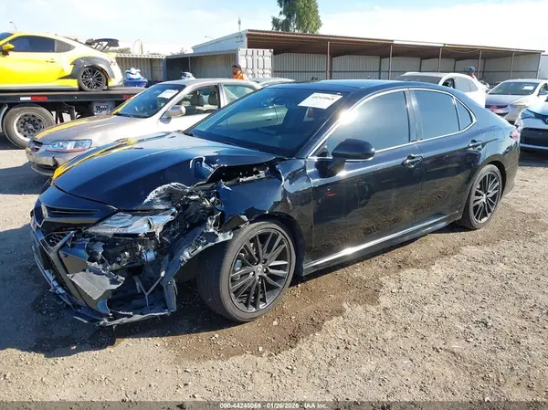 4T1K61AK4MU462066 2021 TOYOTA CAMRY - Image 2