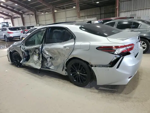 4T1K61AK4MU463279 2021 TOYOTA CAMRY - Image 2