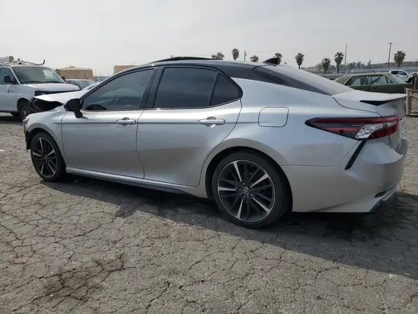4T1K61AK4MU481488 2021 TOYOTA CAMRY - Image 2