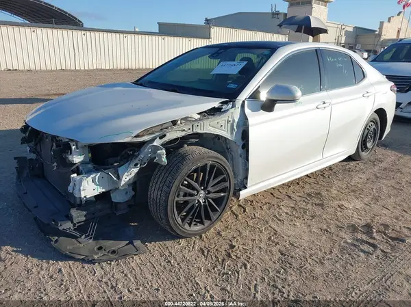 4T1K61AK4MU482382 2021 TOYOTA CAMRY - Image 2