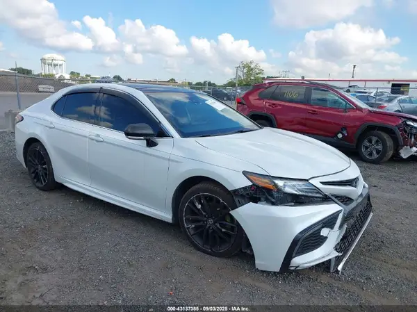 4T1K61AK4MU487758 2021 TOYOTA CAMRY - Image 1