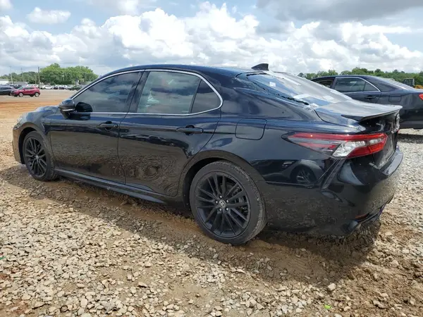 4T1K61AK4MU521603 2021 TOYOTA CAMRY - Image 2