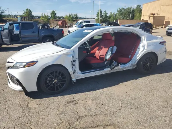 4T1K61AK4MU537588 2021 TOYOTA CAMRY - Image 1