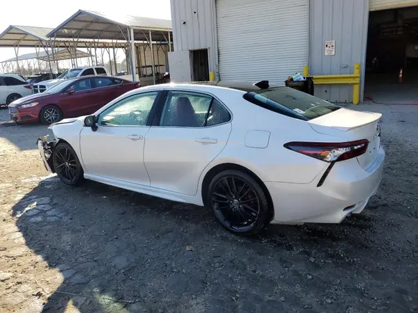 4T1K61AK4MU548512 2021 TOYOTA CAMRY - Image 2