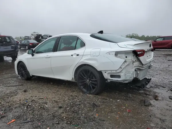 4T1K61AK4MU555671 2021 TOYOTA CAMRY - Image 2