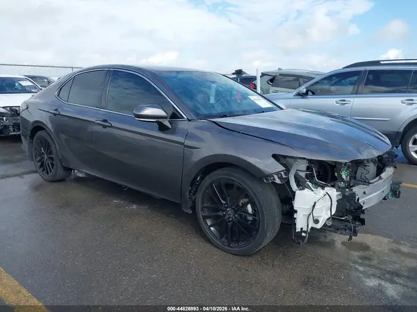 4T1K61AK4MU571935 2021 TOYOTA CAMRY - Image 1