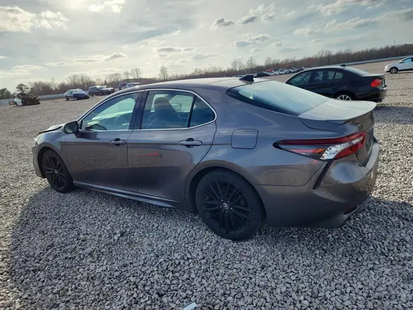 4T1K61AK4MU574852 2021 TOYOTA CAMRY - Image 2