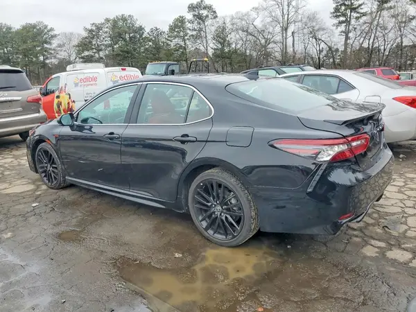 4T1K61AK4MU582174 2021 TOYOTA CAMRY - Image 2