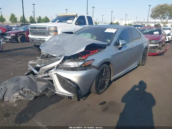 4T1K61AK4MU587472 2021 TOYOTA CAMRY - Image 2
