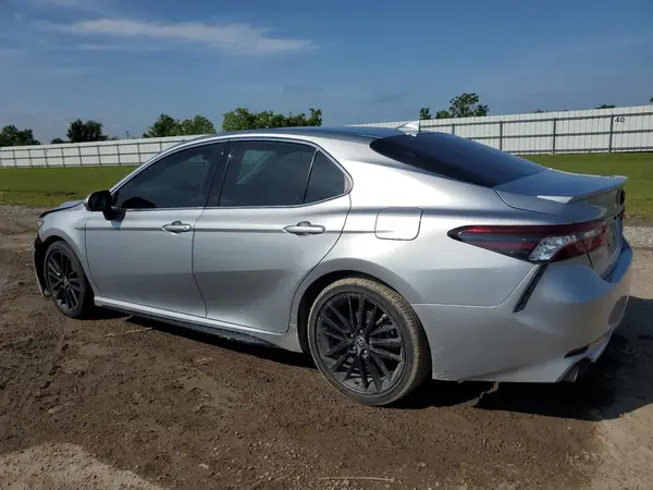 4T1K61AK4MU611804 2021 TOYOTA CAMRY - Image 2