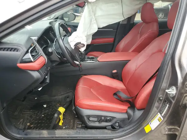 4T1K61AK4MU614055 2021 TOYOTA CAMRY - Image 8
