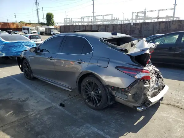 4T1K61AK4NU010720 2022 TOYOTA CAMRY - Image 2