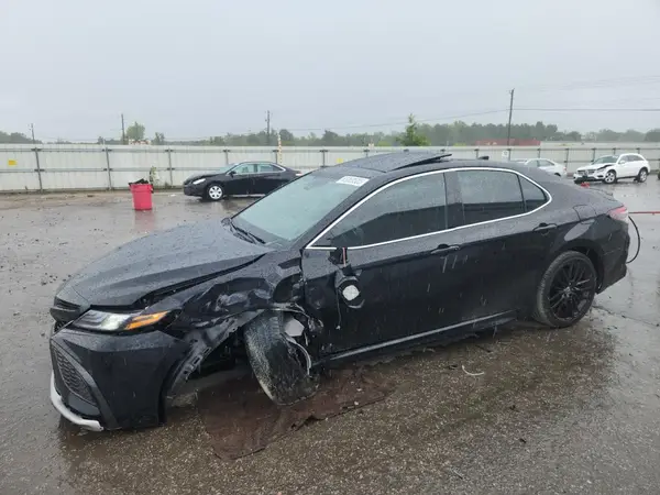 4T1K61AK4NU018042 2022 TOYOTA CAMRY - Image 1