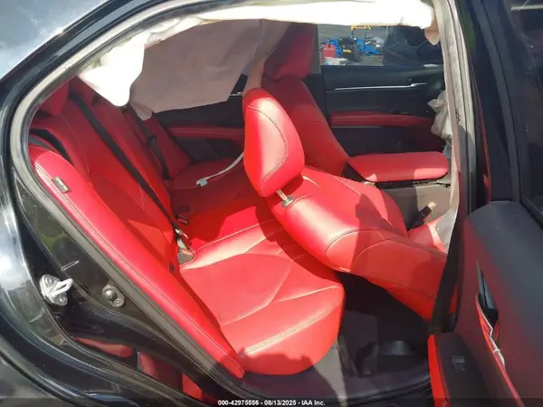 4T1K61AK4NU022317 2022 TOYOTA CAMRY - Image 8
