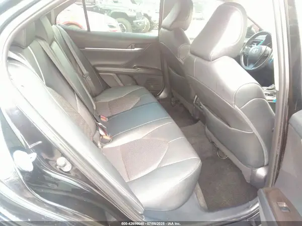 4T1K61AK4NU030076 2022 TOYOTA CAMRY - Image 8